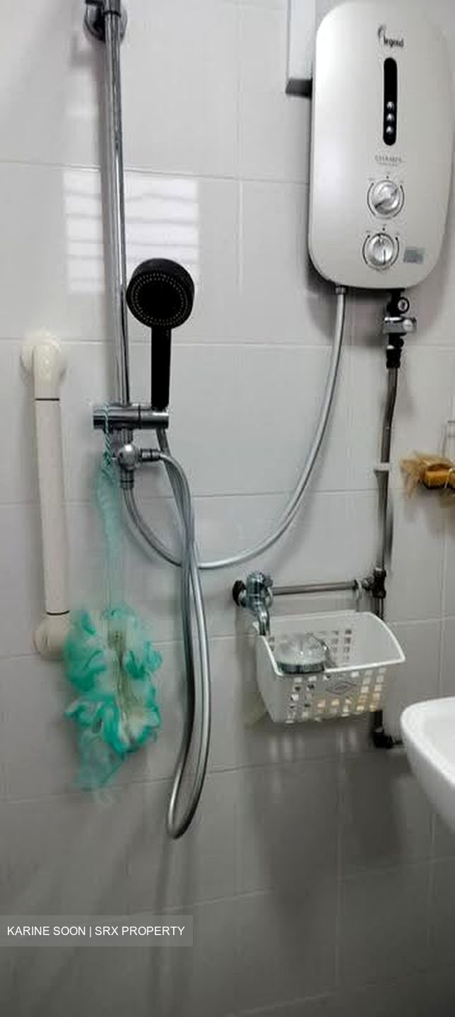 Blk 225A Jurong East Street 21 (Jurong East), HDB 3 Rooms #611165671